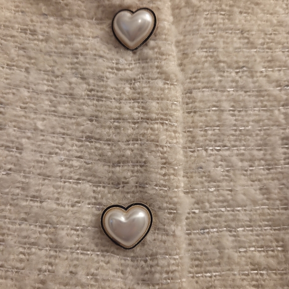 Dance & Marvel Elegant Ivory HEART Button-Up Blazer With Pockets - Picture 5 of 11